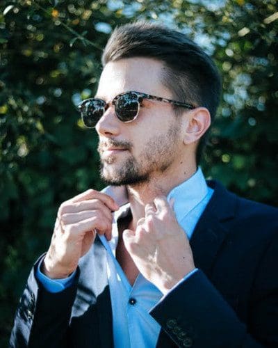 5 Advantages Of Hiring A Business Lawyer When Starting Your Company